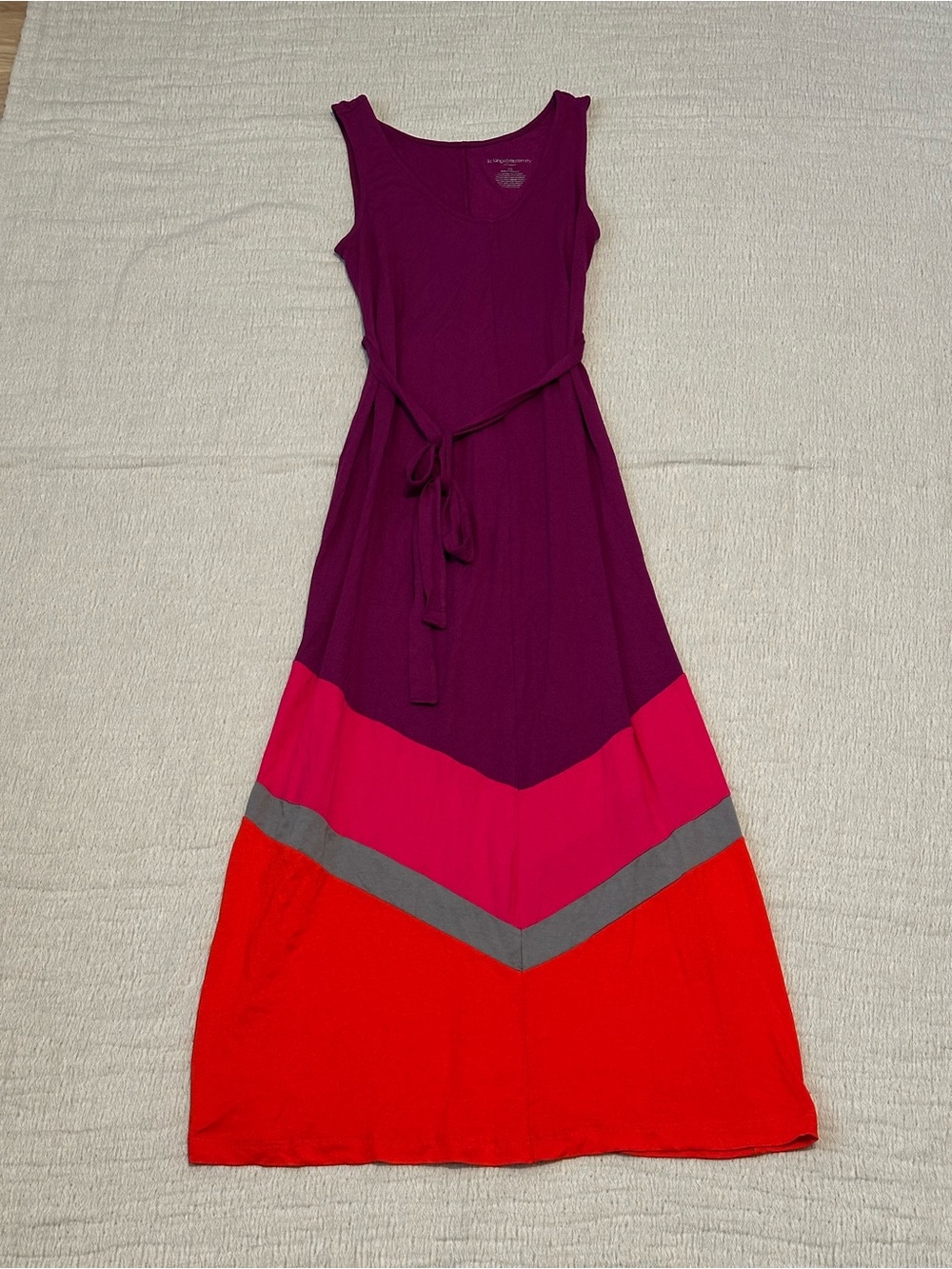 Liz Lange Sleeveless Colorblock Maxi Dress in Plum, Fuchsia & Red